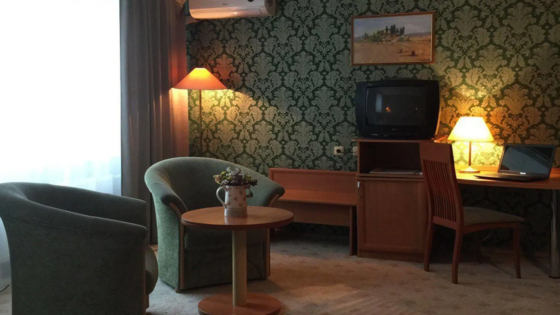 **  Hostynnist Hotel Kyjev Ukrajina